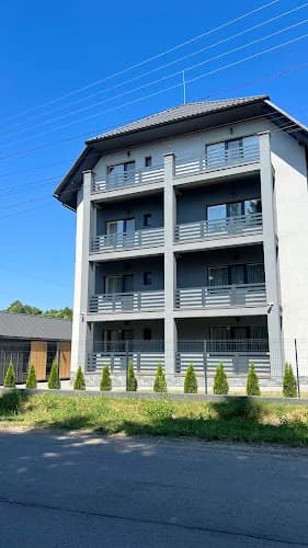 River I&N Family Apartments