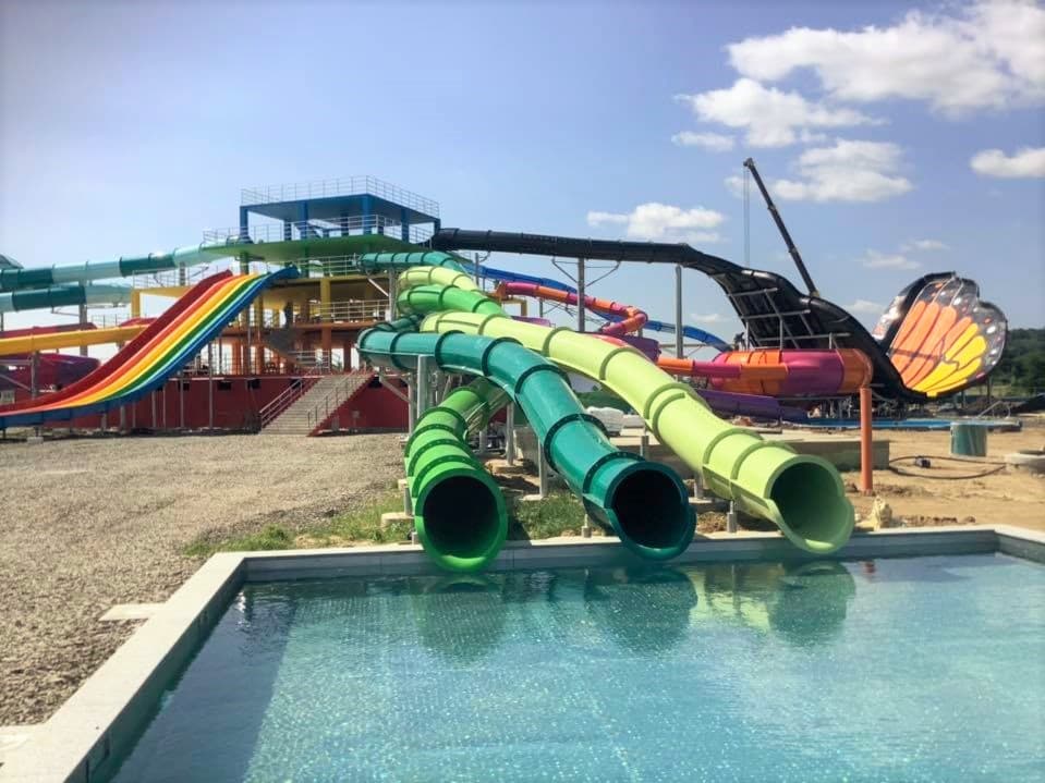 Аквапарк Косино - ціна, фото, опис та графік роботи