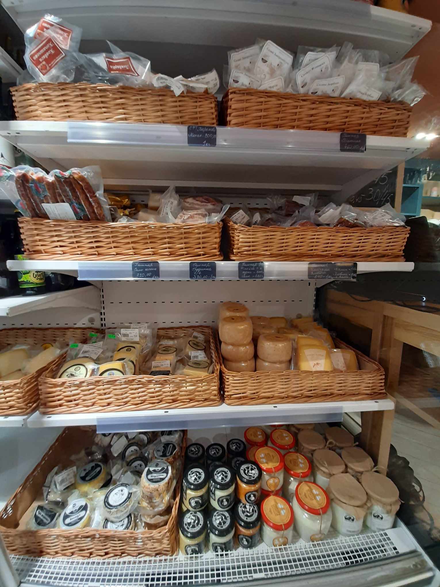 Де купити крафтові продукти Закарпаття в Ужгороді?