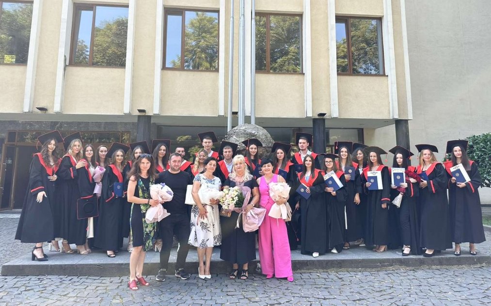 Підготовка до відбору на вакансію: ефективні поради для створення резюме та проходження співбесіди від Jooble