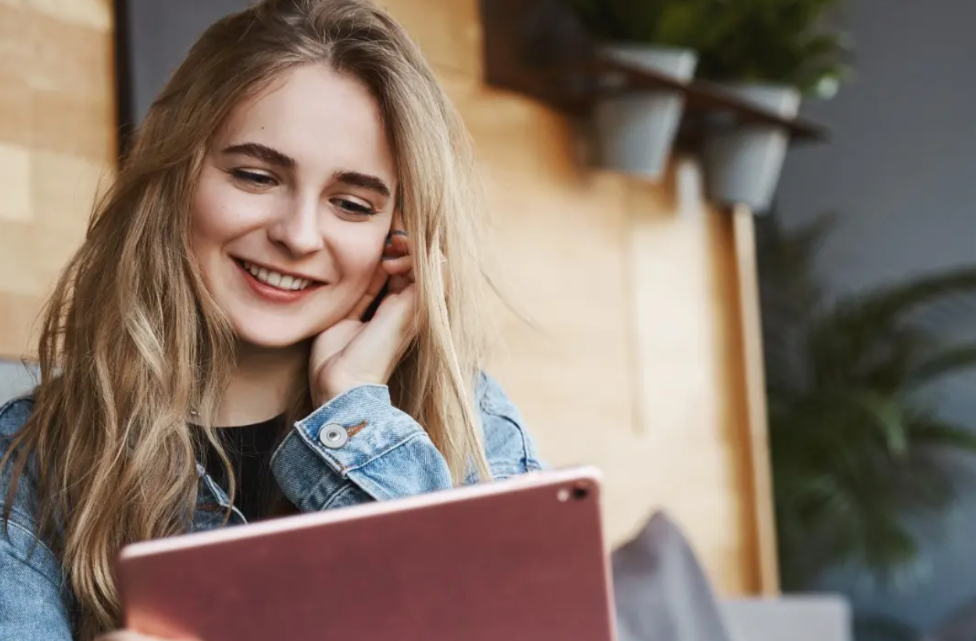 Все, що потрібно знати перед покупкою Galaxy Tab S9 FE
